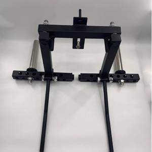 Accessoire d'entraînement universel pour poulie à poids libre, pour exercices <span class=keywords><strong>de</strong></span> bras et <span class=keywords><strong>de</strong></span> poitrine, incluant extension et élévation latérale des bras - Product Image 1