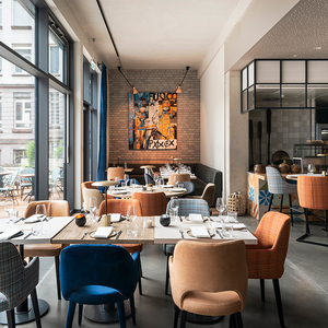 Servicio integral de diseño de interiores para hoteles boutique de lujo, solución completa para proyectos de renovación en espacios comerciales de hoteles y resorts. - Product Image 3