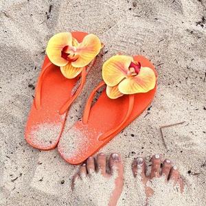 Sandales d'été élégantes à fleurs rayées pour femmes, idéales pour la plage et les voyages, antidérapantes et confortables, chaussures plates avec fleurs - Product Image 3