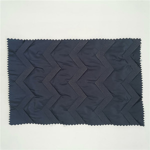 <span class=keywords><strong>Tissu</strong></span> taffetas en nylon 100% <span class=keywords><strong>pour</strong></span> <span class=keywords><strong>tissu</strong></span> <span class=keywords><strong>matelassé</strong></span> <span class=keywords><strong>double</strong></span> <span class=keywords><strong>face</strong></span> <span class=keywords><strong>matelassé</strong></span> à ultrasons <span class=keywords><strong>pour</strong></span> vestes - Product Image 4