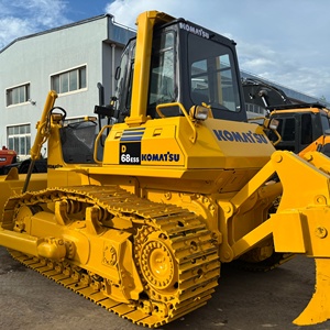 รถดันดินตีนตะขาบ Komatsu D68ESS มือสอง นำเข้าจากญี่ปุ่นแท้ น้ำหนัก 19.8 ตัน เครื่องยนต์ Cummins กำลัง 4.5 เมตร พร้อมหัวริปเปอร์ - Product Image 5