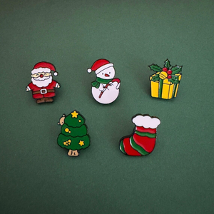 Đoán Bạn Thích Thiết Kế Tùy Chỉnh Kim Loại Men <span class=keywords><strong>Pin</strong></span> Biểu Tượng Tùy Chỉnh Giáng Sinh Phim Hoạt Hình Lưu Niệm Người Tuyết Và Cây Ve Áo <span class=keywords><strong>Pin</strong></span> Huy Hiệu - Product Image 1