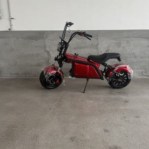 La <span class=keywords><strong>trottinette</strong></span> électrique de 4000 W n'<span class=keywords><strong>a</strong></span> pas de roues avant ni arrière, n'<span class=keywords><strong>a</strong></span> pas de batterie et n'<span class=keywords><strong>a</strong></span> pas de freins. - Product Image 2