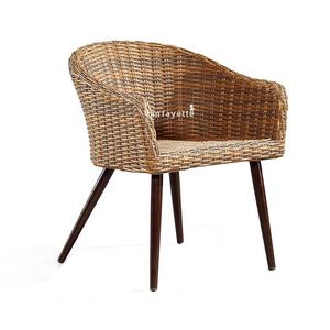 Jardín al aire libre <span class=keywords><strong>Mesa</strong></span> de madera <span class=keywords><strong>y</strong></span> silla Muebles Patio Comedor Juegos de 4 plazas <span class=keywords><strong>Mesa</strong></span> de jardín <span class=keywords><strong>y</strong></span> <span class=keywords><strong>sillas</strong></span> <span class=keywords><strong>con</strong></span> sombrilla - Product Image 3