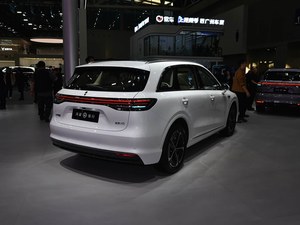 SAIC STELATO H5 SUV électrique moyen |   Smart Huawei ADS <span class=keywords><strong>4</strong></span> pour les conducteurs urbains mondiaux - Product Image 4