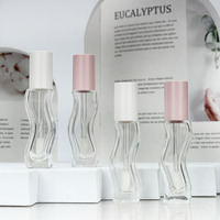 Tube de brillant à lèvres en verre transparent de 7 ml, de forme irrégulière, personnalisable pour le brillant à lèvres et l'huile à lèvres