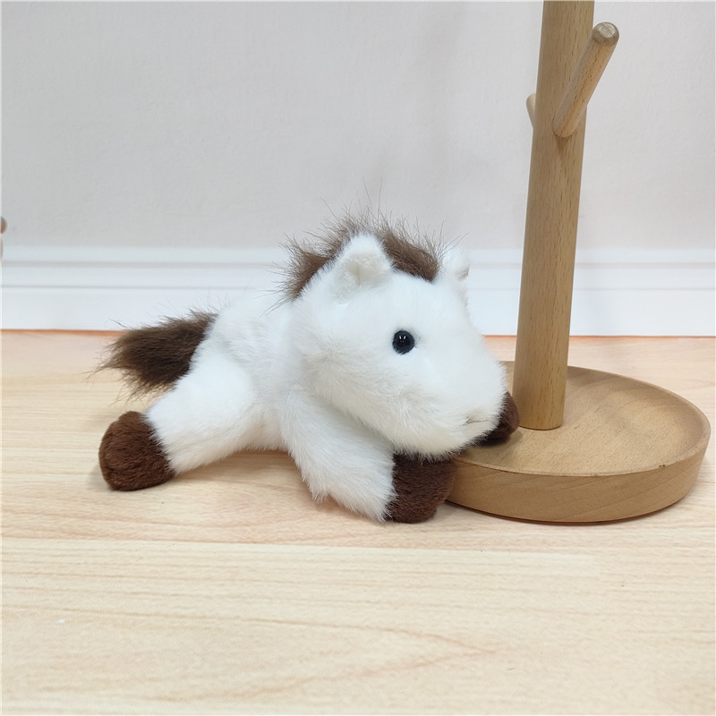 Caballo dragón blanco de tres posturas fragante de 18 cm