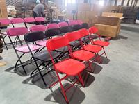 Chaises pliantes commerciales blanches à dossier plat avec structure en acier, robustes, pour mariages, fêtes, événements, location, sièges pliables en plastique, vente en gros