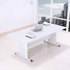 Ensemble de table et de chaise de classe durable avec pieds anti-corrosion et bords anti-collision pour les étudiants et les écoles - Product Image 5