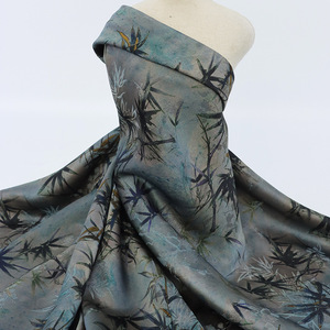 Premium Bambou Motif 100% Rayonne Jacquard Gaze <span class=keywords><strong>De</strong></span> <span class=keywords><strong>Chine</strong></span> Tissu <span class=keywords><strong>De</strong></span> Soie Imprimé Double Face pour Vêtements - Product Image 1