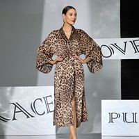 Robe longue en acétate à imprimé léopard avec manches évasées, vêtement d'intérieur et de nuit pour femme, accessoire de matin pour mariage
