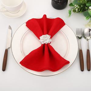 Creative Design Sense Fleur <span class=keywords><strong>Serviette</strong></span> Anneau Exquis Haut <span class=keywords><strong>De</strong></span> Gamme <span class=keywords><strong>Diamant</strong></span> Soie <span class=keywords><strong>Serviette</strong></span> Boucle En Métal <span class=keywords><strong>De</strong></span> Bureau Bijoux pour Hôtel Cadeaux - Product Image 4