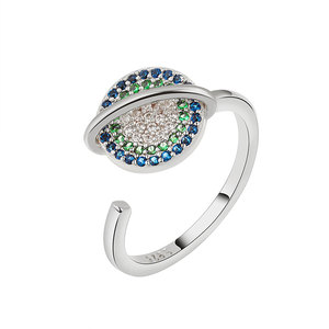 Anillo Abierto Giratorio Antiestrés para Mujer, Chapado en Oro sobre Cobre, con Circonitas Cúbicas de Colores y Diseño de Planeta - Product Image 5