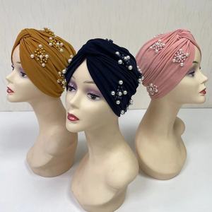 MH-1211 Nouveau Design Hijab Turban pour Femmes avec Perles - Polyester Extensible Taille Unique pour Sport, Plage, <span class=keywords><strong>Cyclisme</strong></span>, Pêche et Usage Quotidien - Product Image 4