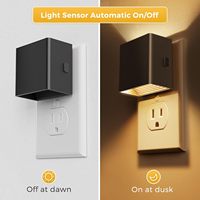 Lampada da Parete LED a Cubo Ricaricabile, Piccola Luce Notturna in ABS, Lampada Rettangolare Luminosa per Uso in Camera da Letto