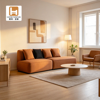 Canapé moderne pour salon en velours orange 3 places, canapé à profil bas avec accoudoirs arrondis, tissu mat doux pour la maison et l'hôtel