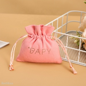 Pochette en velours avec logo personnalisé de haute qualité Pochette à cordon pour bijoux Mini pochette mignonne Emballage de boucles d'oreilles <span class=keywords><strong>Parfum</strong></span> - Product Image 3