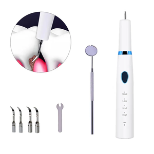 Kit de brossage des dents pour animaux de compagnie avec lumière LED Outils dentaires pour <span class=keywords><strong>enlever</strong></span> la plaque et le <span class=keywords><strong>tartre</strong></span> pour chien et <span class=keywords><strong>chat</strong></span> - Product Image 1
