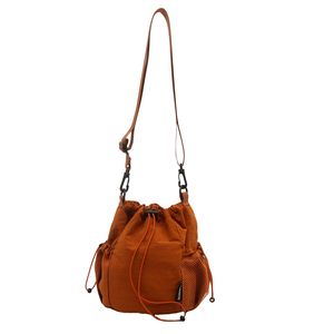 Nuevo Casual y Simple 2025 de moda de nailon estilo de viaje versión coreana bandolera cubo bolso de un solo hombro <span class=keywords><strong>para</strong></span> mujeres con sorteos - Product Image 5