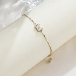 Bracelet en or 14 carats MSR-673 avec diamant de laboratoire taille ronde lettre M, idéal pour le quotidien - Product Image 1