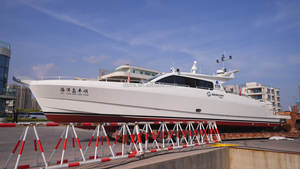 يخت فاخر من سبائك الألومنيوم لمشاهدة معالم المدينة بطول 56 قدمًا - Product Image 2