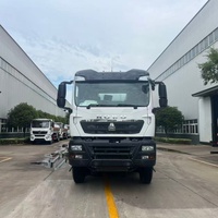 Camión Cisterna de Combustible SINOTRUK HOWO TX 8X4 Profesional para Suministro de Combustible en Obras de Construcción, Gran Capacidad de Carga, Deflector Antisurge en el Interior del Tanque