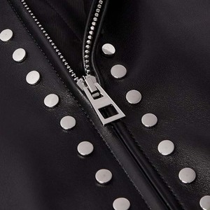 بيع بالجملة OEM شعار مخصص ملابس الشارع نمط البونك سحاب نظيفة تناسب رصع بو الجلود سترة الانتحاري - Product Image 4