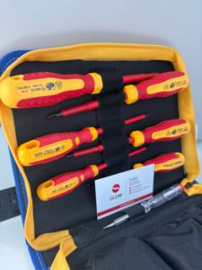 Kit d'outils professionnels pour <span class=keywords><strong>électricien</strong></span>s, 10 pièces, résistance à haute tension 1000V, testeur d'isolation VDE, coupe-fils, <span class=keywords><strong>tournevis</strong></span> - Product Image 3
