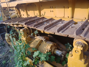 รถดันดิน Caterpillar D8K พร้อมริปเปอร์เดี่ยว เครื่องยนต์เดิม สภาพสมบูรณ์แบบ รถแทรกเตอร์ตีนตะขาบสำหรับงานวิศวกรรม - Product Image 3