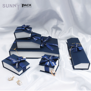 Handmade màu xanh tông nhẫn đồ trang sức hộp Set nhà máy trực tiếp với thiết kế lạ mắt từ đóng cửa Bow làm từ giấy bền - Product Image 3