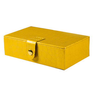 Boîte d'emballage et <span class=keywords><strong>de</strong></span> rangement pour bijoux en cuir jaune <span class=keywords><strong>de</strong></span> Guangzhou, pour bracelets et colliers, avec logo personnalisé, directement <span class=keywords><strong>de</strong></span> l'usine - Product Image 2