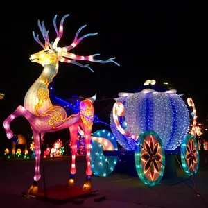 ไฟกวางเรนเดียร์คริสต์มาสพร้อมไฟเลื่อนลวดลายโคมไฟเทศกาลการ์ตูนกันน้ำตกแต่งไฟตกแต่งปีใหม่กลางแจ้ง