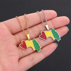 Nuevo Diseño de Collar con Mapa de Guinea, Collar con Mapa Africano, Bandera Esmaltada, Collar con Colgante de Mapa Personalizado en Acero Inoxidable Chapado en Oro - Product Image 4