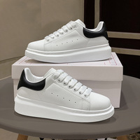 Chaussures de course de luxe en cuir véritable pour hommes et femmes, plateforme MC noir et blanc, baskets MQ, baskets Mqqueen, baskets Queens