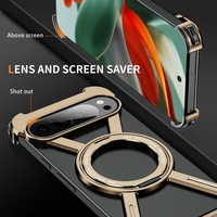 Pour Google Pixel 9 Pro XL étui pare-chocs en métal sans cadre béquille 360 ° rotation aimant sans bordure antichoc téléphone couverture arrière or