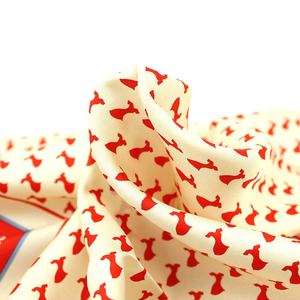 中国サプライヤー卸売レディースガールズショールロングスタイルカスタムプリント美しい女性ロングベージュレッドピュアシルクスカーフ女性 - Product Image 6