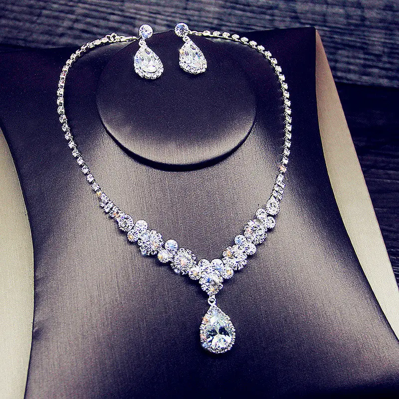 HOT Selling Luxus Hochzeits schmuck für Braut Shining Diamond Halskette und Ohrringe Set Großhandel Mode Sets Schmuck