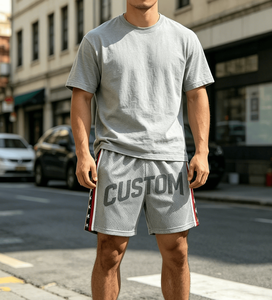 Shorts en maille pour homme personnalisés, taille élastique, impression par sublimation, bande latérale, respirants, style sport décontracté - Product Image 2