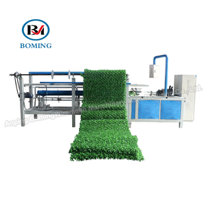 Machine de fabrication de clôtures en treillis métallique entièrement automatique à haute efficacité, avec engrenage à roulement, contrôlée par PLC, pour fil de fer et film plastique, 30m²/h - Product Image 2