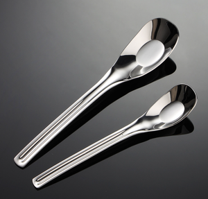 Cuillère à soupe classique à fond plat à long manche en acier inoxydable de haute qualité SU 316L SUS 304 grande capacité pour bébé HPS0312 - Product Image 4