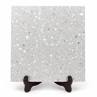 Revêtement de sol en terrazzo poli moderne et personnalisé de qualité supérieure, dalles de terrazzo pour projets d'ingénierie hôtelière, pierre artificielle