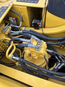 รถขุดไฮดรอลิกตีนตะขาบ Komatsu PC350 มือสองจากญี่ปุ่น น้ำหนัก 35 ตัน ชั่วโมงการทำงานต่ำ สภาพดี เหมาะสำหรับงานเหมืองและก่อสร้าง - Product Image 2