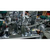 Fabricant de machines d'assemblage de charnières à fermeture douce / Machine d'assemblage de charnières de meubles