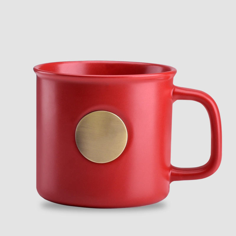 ถ้วยเหรียญทองแดงสีแดงด้าน พร้อมสลักชื่อฟรี