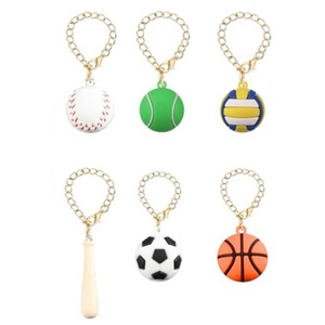 Sang Trọng Thời Trang Trái Tim Bảng Chữ Cái Thư 40Oz Cốc Cốc Phụ Kiện Xử Lý Trang Trí Móc Chìa Khóa Mặt Dây Chuyền Trang Trí Quyến Rũ - Product Image 4