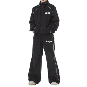 Survêtement personnalisé avec logo pour homme, veste coupe-vent à capuche, ensemble de jogging, ensemble deux pièces en molleton technique unisexe - Product Image 1
