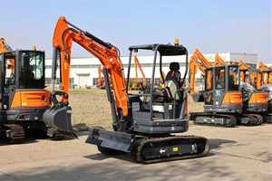 Excavadora de cadenas CDM6025 de 2.5 toneladas, miniexcavadora, equipo de movimiento de tierras para construcción de carreteras, alta calidad, bajo precio, en venta - Product Image 3
