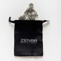 Sac à cordon en satin noir personnalisé paquet de soie sac d'extension de cheveux avec impression de logo
