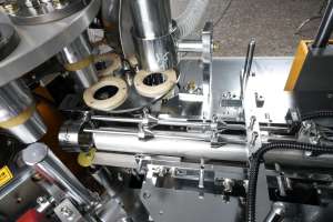 Nueva máquina formadora de tazas de café de papel de alta velocidad 4-16oz - Product Image 2