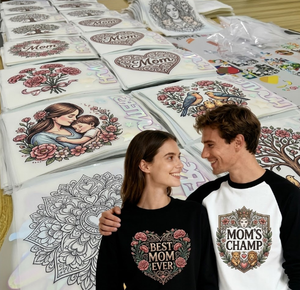 Regalo Premium para el Día de la Madre: Calcomanías Termoadhesivas de Alta Elasticidad, Resistentes a las Grietas, Lavables, de Goma Duradera, con Diseño de Corazón y Flor para la Mejor Mamá - Product Image 1